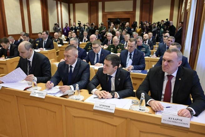 Совещание прошло в полпредстве | Источник: Uralfo.gov.ru
