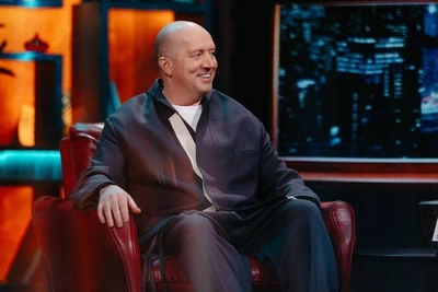 «Главные роли мужа и отца я еще не сыграл»: Бурунов — о новой любви, страхах и прошлом