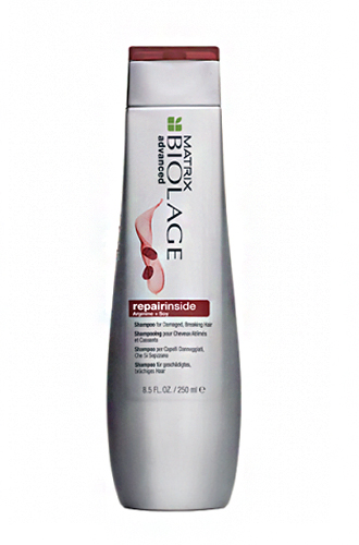 Шампунь для поврежденных и ломких волос с маслом сои и аргинином Biolage Repair Inside, Matrix. Бережно очищает волосы, возвращая им эластичность и блеск.