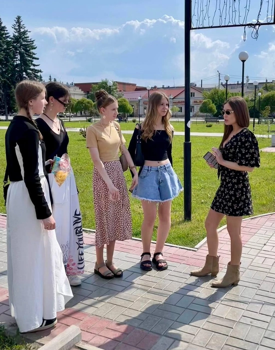 Юлия успела пообщаться с местными | Источник: Юлия Михалкова / T.me
