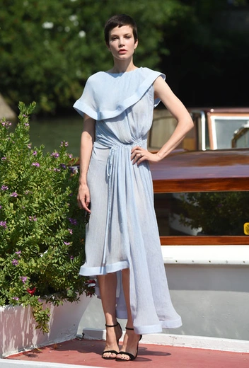 Сильвия Хукс в Венеции | marieclaire.ru