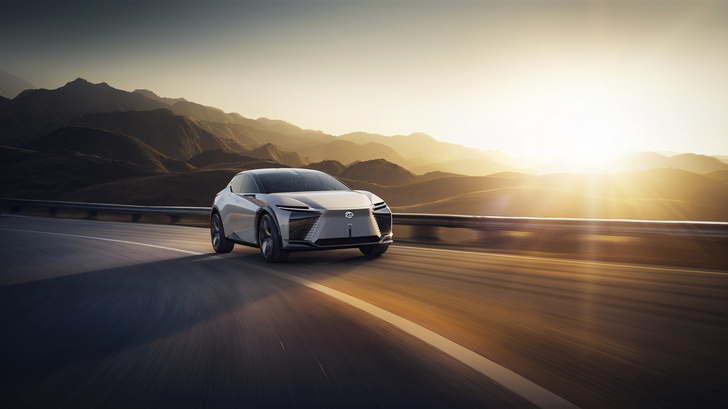 Lexus представил новый концепт-кар с полностью электронной системой управления