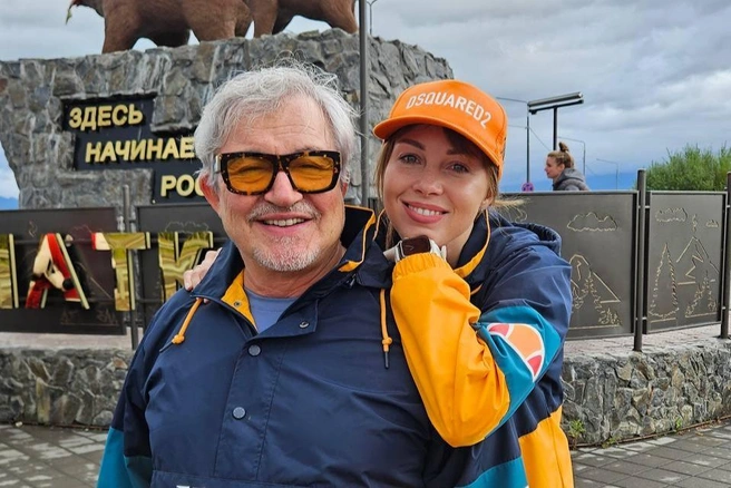 Было принято решение, что дети останутся с матерью, а все имущественные вопросы Дибровы решили в досудебном порядке | Источник: Полина Диброва / T.me