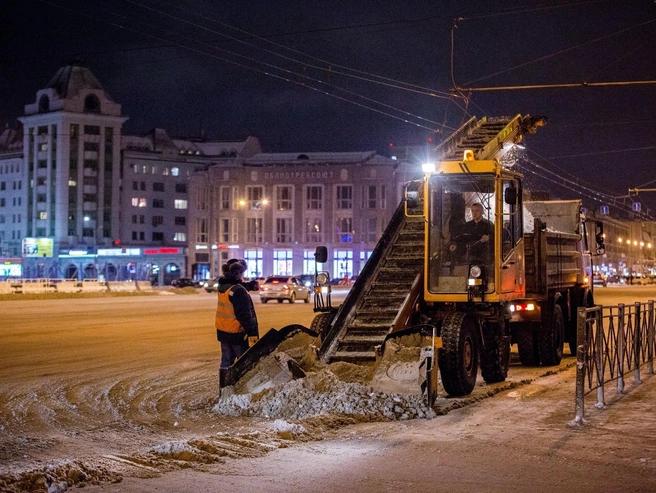 Парк дорожно-эксплуатационных учреждений Новосибирска включает более 500 единиц техники | Источник: Александр Ощепков / NGS.RU
