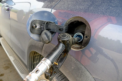 «Первоапрельская шутка?»: бензин подорожал в Волгограде