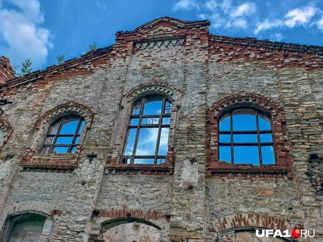 Крышу у завода, конечно, снесло | Источник: Булат Салихов / UFA1.RU