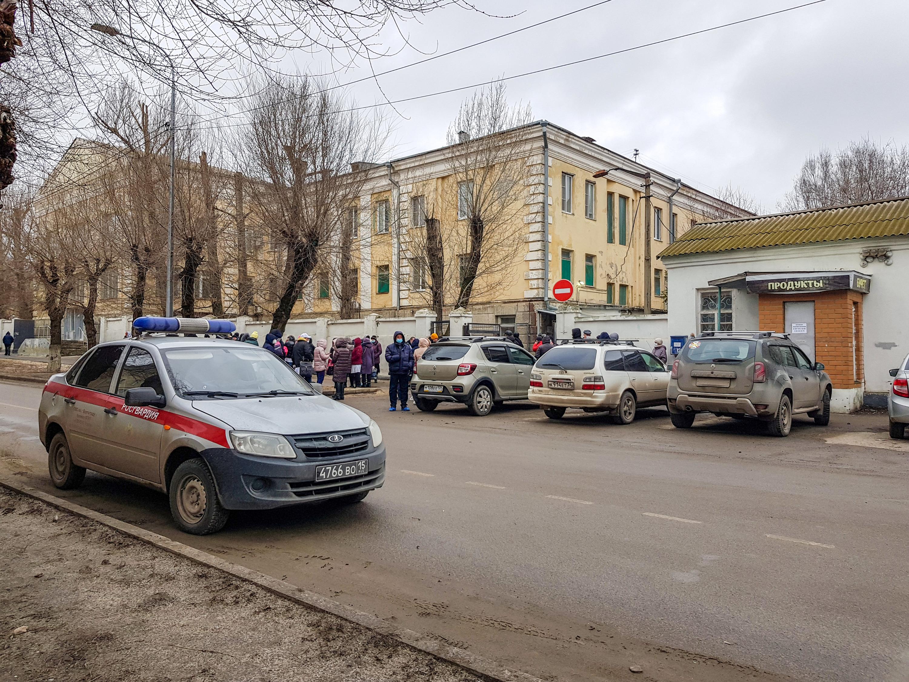 В центре Волгограда закрывают клиническую больницу № 3 на улице Советской -  23 апреля 2022 - V1.ру