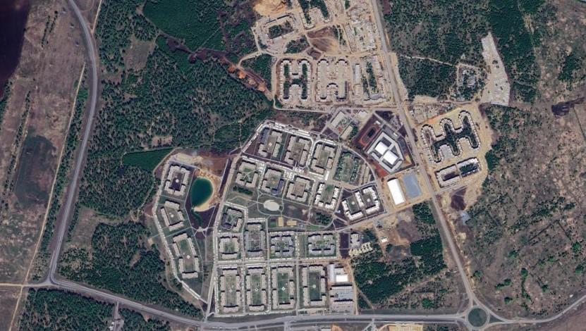 «Привилегия» в 2015-м и 2025-м | Источник: Google Earth