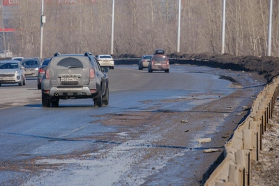 Чиновники связали разрушение уфимских дорог с весной