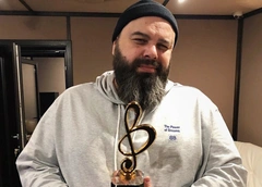 Подопечные Максима Фадеева сообщили о закрытии его продюсерского центра
