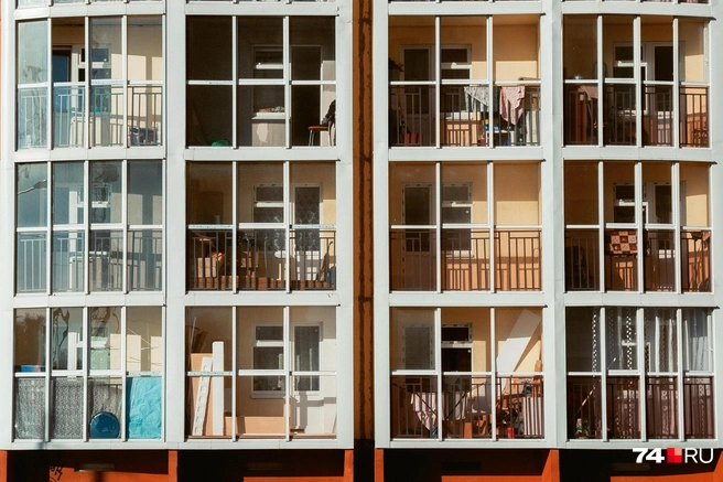 Зачастую с жертв мошенников нечего взять. Жилье, которое у них остается — единственное, и его продавать запрещено по закону | Источник: Наталья Лапцевич