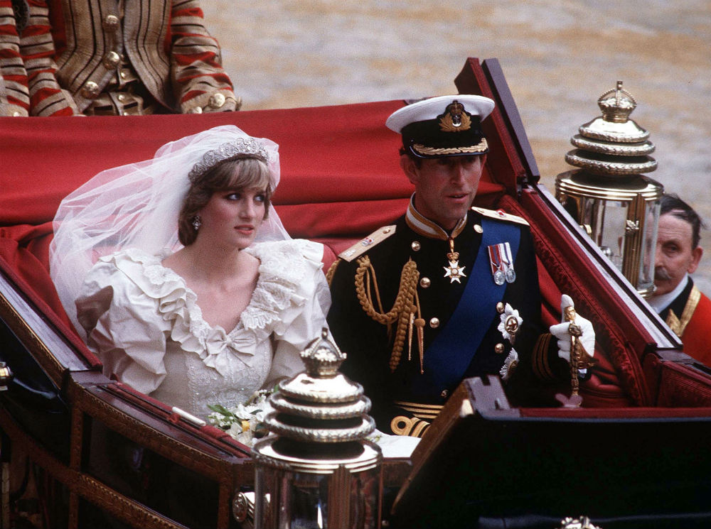 Диана и Чарльз в день своей свадьбы, 29 июля 1981 | marieclaire.ru