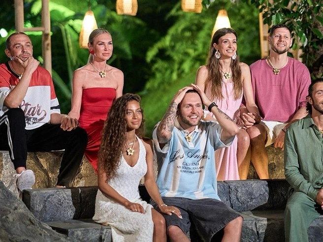 Проект проверяет не только способности участников, но и их знание друг друга | Источник: fridaytv / Instagram (экстремистская организация, деятельность запрещена на территории РФ)