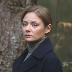 Вышла замуж за одноклассника и впервые родила в 36 лет: 5 фактов о звезде сериала «Здесь все свои» Карине Разумовской