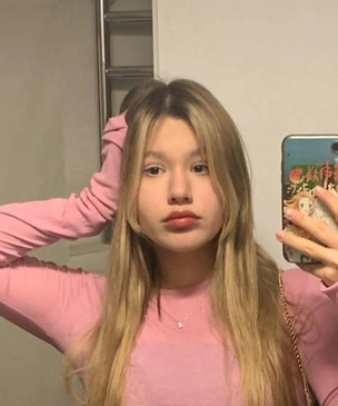 Полине Аксеновой — 18! Что успела сделать до совершеннолетия дочь Даны Борисовой: смотрим фото