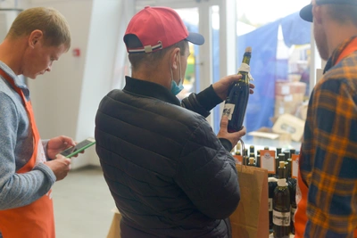 Запрет алкоголя на Новый год в России: ограничения в Архангельске