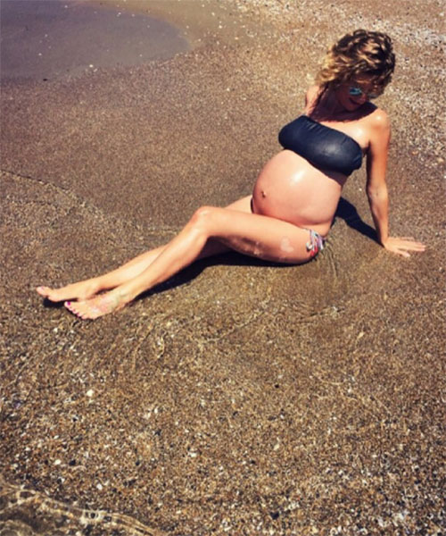 Ольга Ефремова много и охотно публиковала свои фото, демонстрирующие красоту беременной женщины