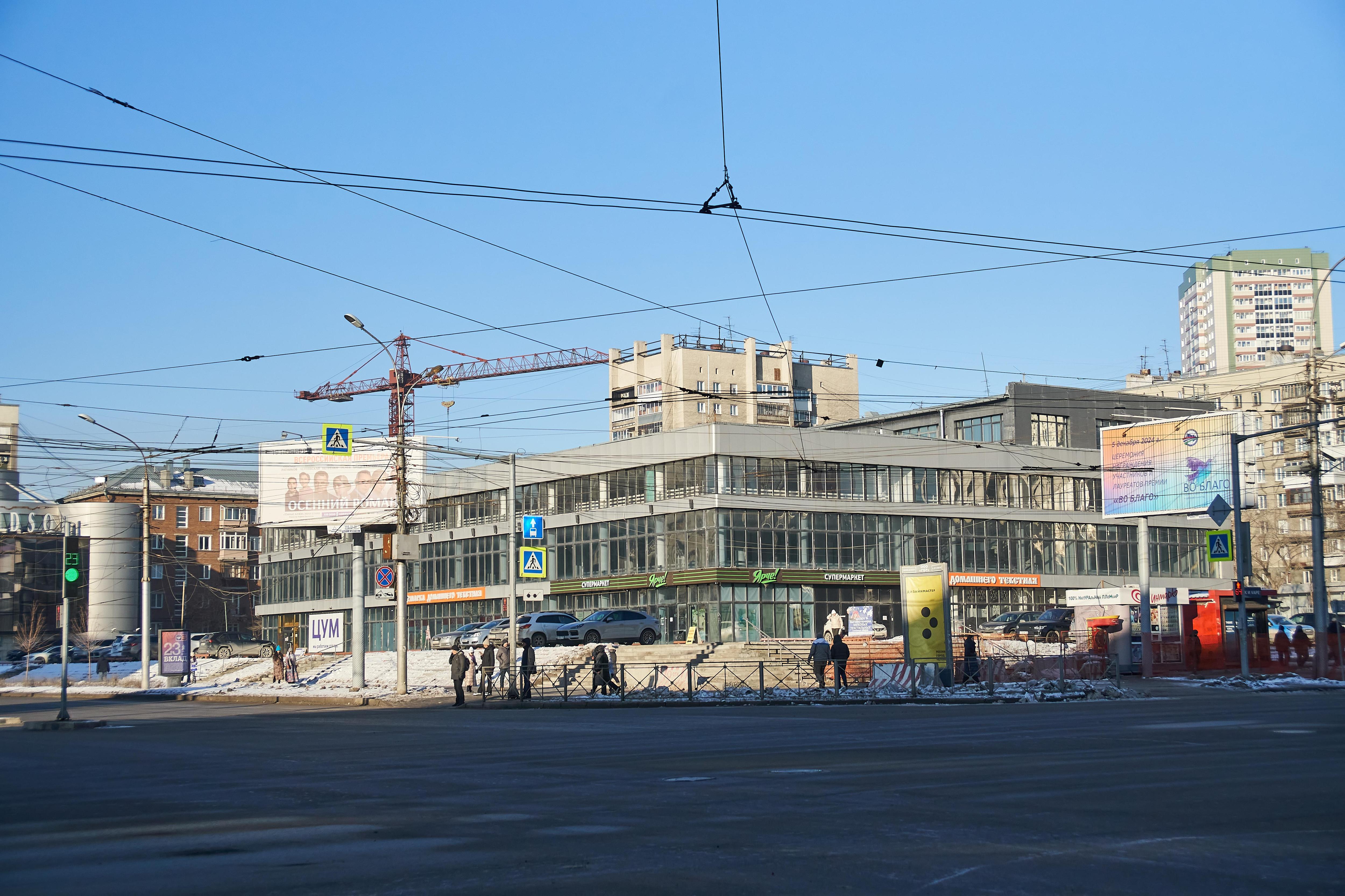 «Постройте новый ЦУМ»: что новосибирцы думают о застройке центра города — мнения