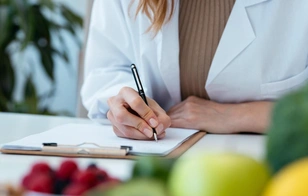 Не лечение, а большой риск: почему далеко не всем подходит безглютеновая диета и отказ от лактозы