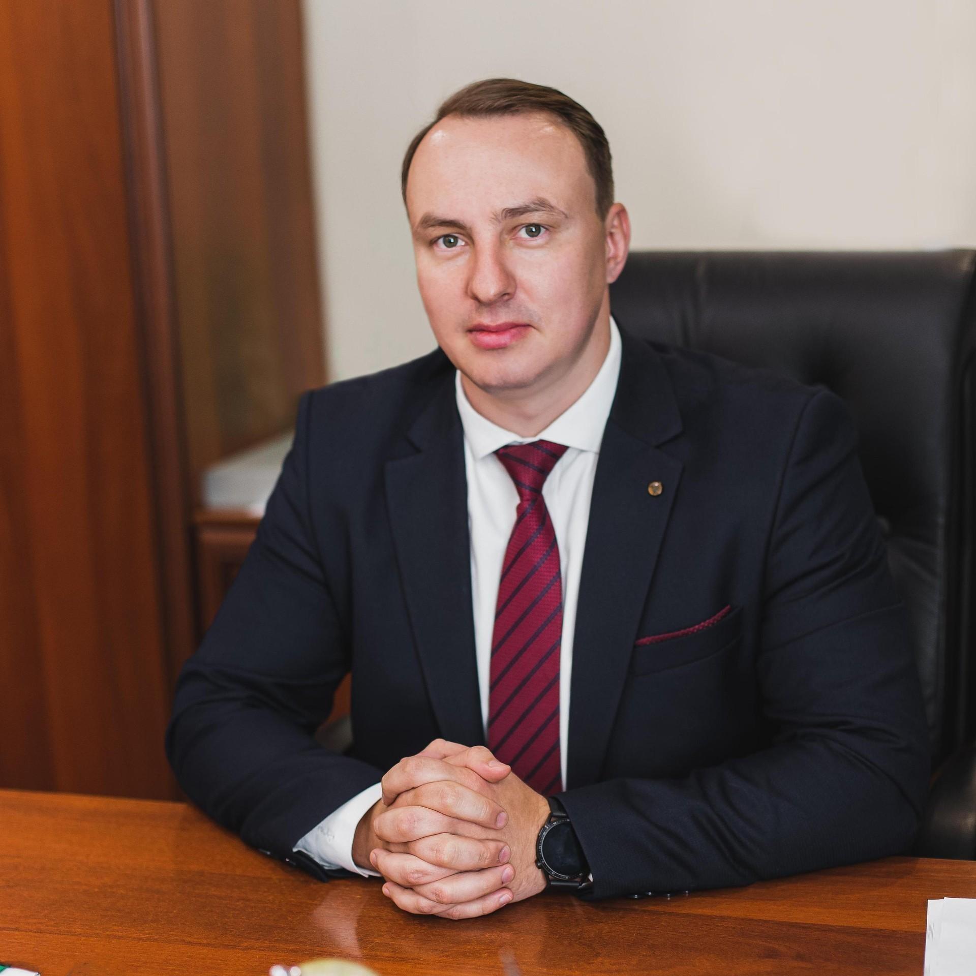 <p>кандидат медицинских наук, директор клинической больницы «РЖД-Медицина» г. Читы Владимир Юрьевич Макаров</p>