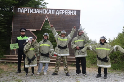 Более 120 подростков приняли участие в военно-патриотической игре «Зарница»