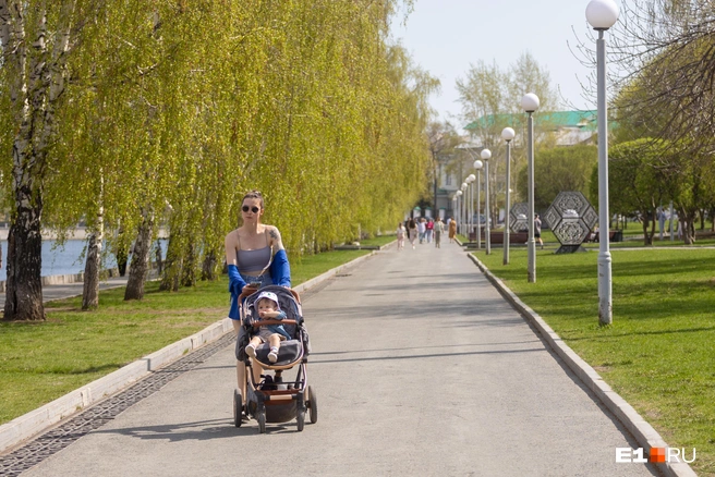 Иногда матчество было бы куда удобнее отчества, считает тюменка | Источник: Владислав Лоншаков / E1.RU