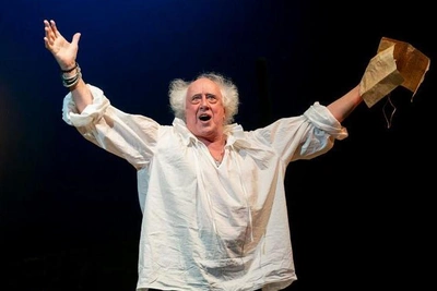 King Lear with Sergei Migitsko at Lensovet Theatre