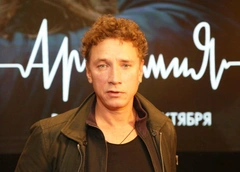 Расстался с Лядовой и променял первую жену на беременную любовницу. «Аритмия» Александра Яценко