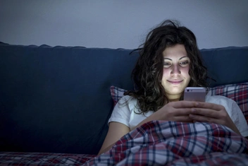 Мужчина пишет «спокойной ночи»: что это может означать