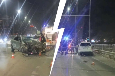 Toyota Collides with Subaru on Novosibirsk Bridge