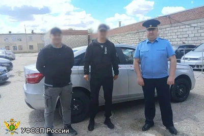 Астраханские приставы передали конфискованный автомобиль в зону СВО