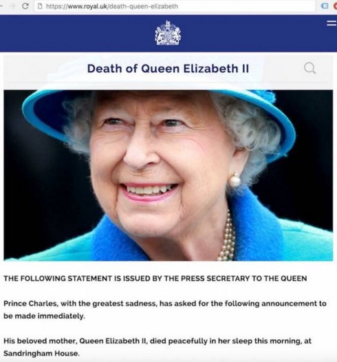 Пользователи соцсетей обсуждают смерть Елизаветы II