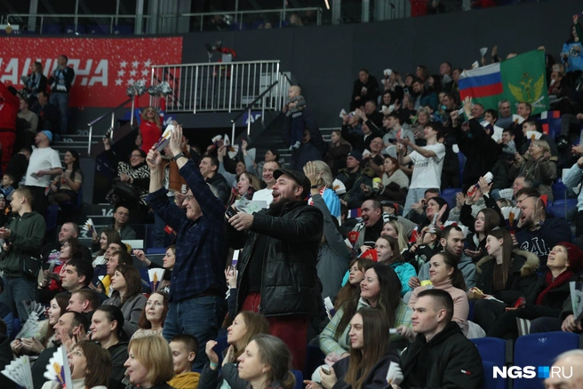 На игре присутствовало 11 650 болельщиков | Источник: Андрей Бортко / NGS.RU