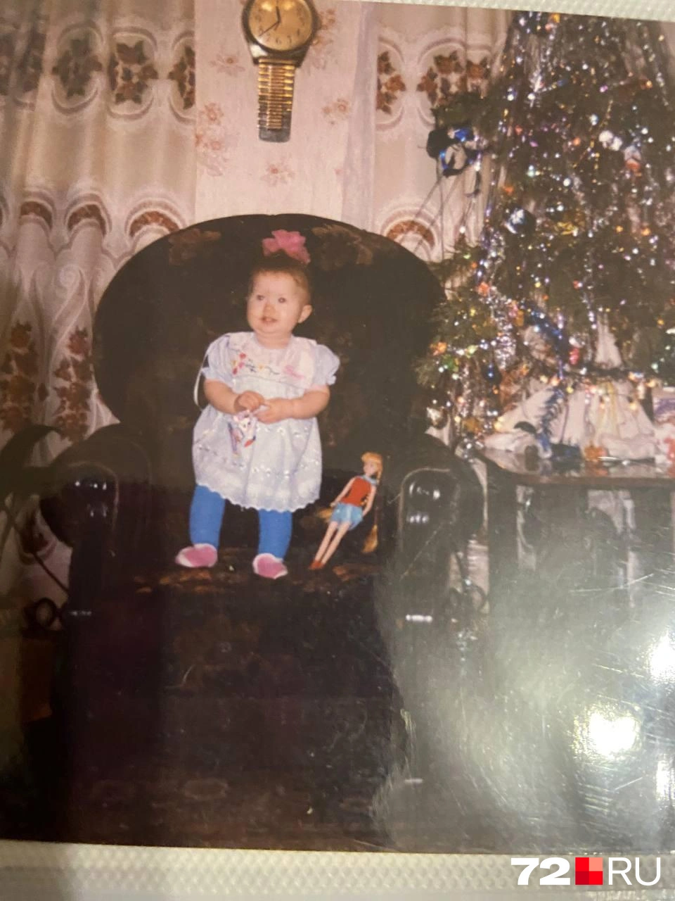 На фото&nbsp;— наша читательница Марина в канун нового, 2000-го года | Источник: читательница 72.RU