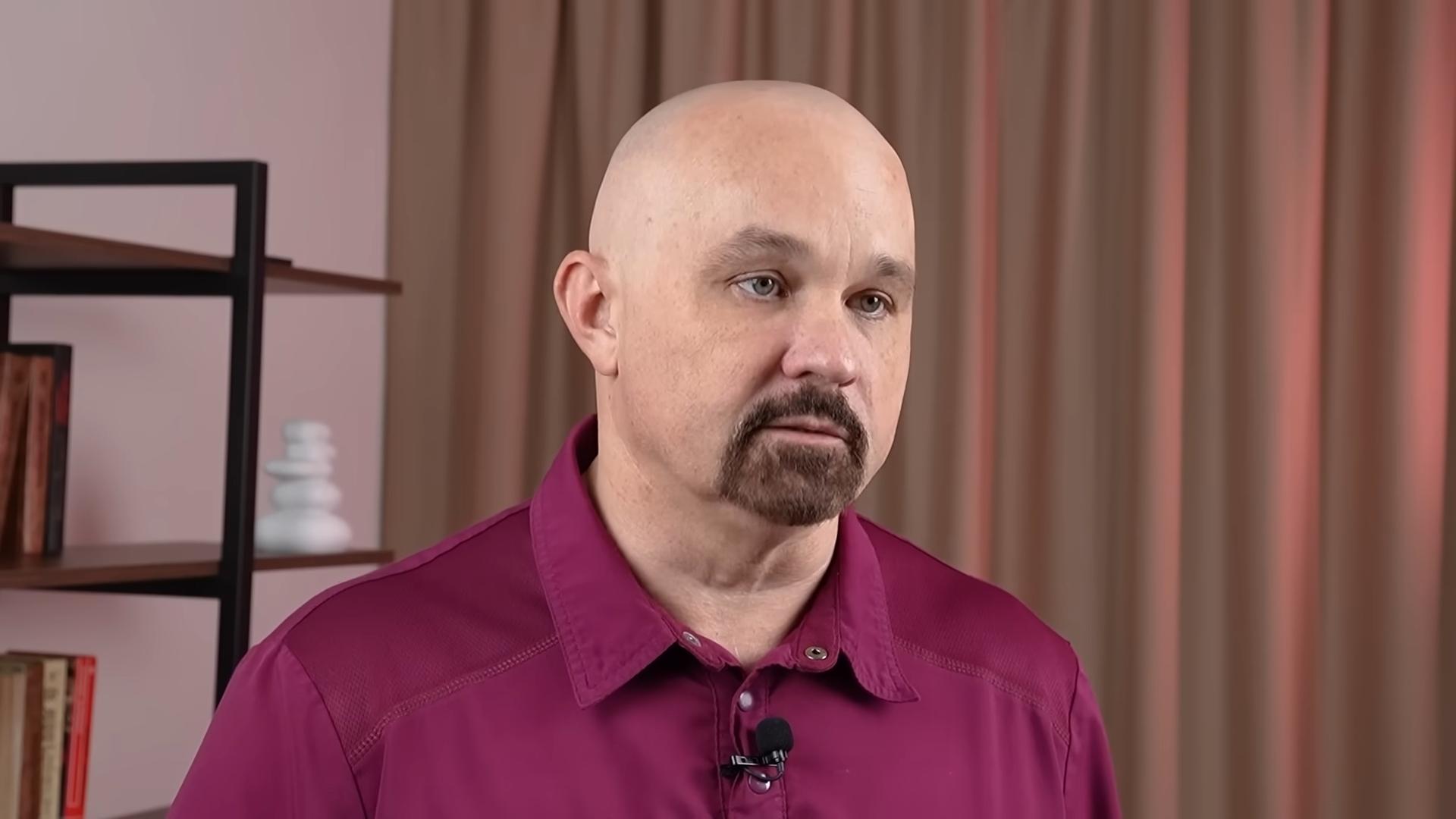 «Иногда помочь уже нельзя»: нарколог рассказал, как спасти зависимого родственника 