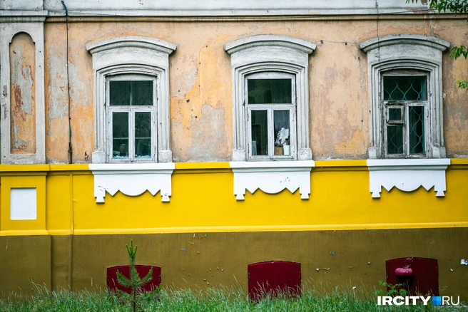 Либо ремонт недоделали, либо так и было задумано. Для особого колорита | Источник: Ксения Филимонова / «ИрСити»