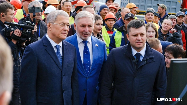 Радий Хабиров, Рафаэль Марданшин и Ратмир Мавлиев | Источник: Булат Салихов / UFA1.RU