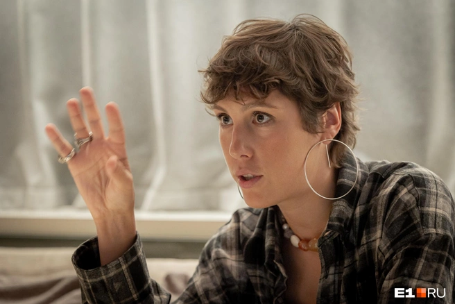 Ирина одна из первых среди российских актрис стала выкладывать в соцсети смешные игровые видео | Источник: Владислав Лоншаков / E1.RU