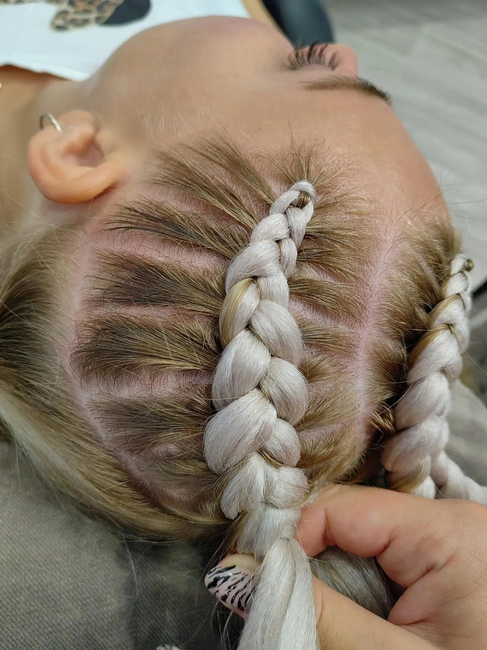 Новая прическа — новая жизнь: приметы, связанные с волосами и стрижкой