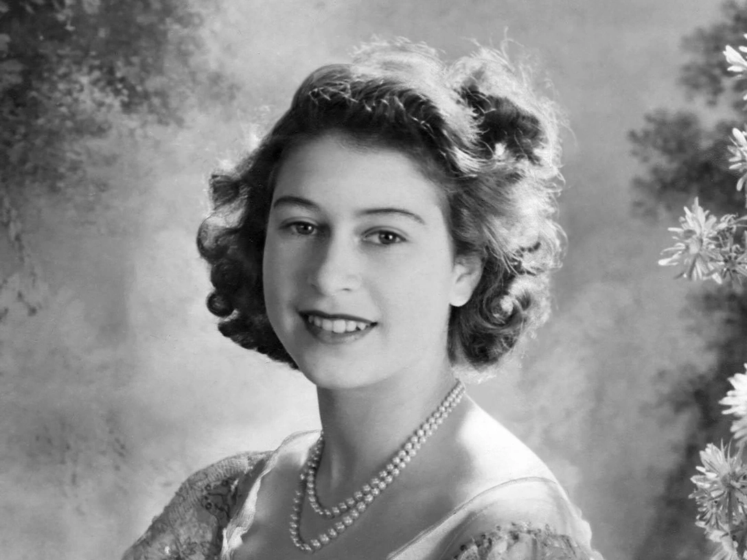 Елизавета II, 2022 | marieclaire.ru