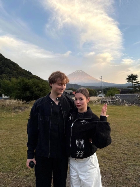 Elixe и Каролина | www.starhit.ru