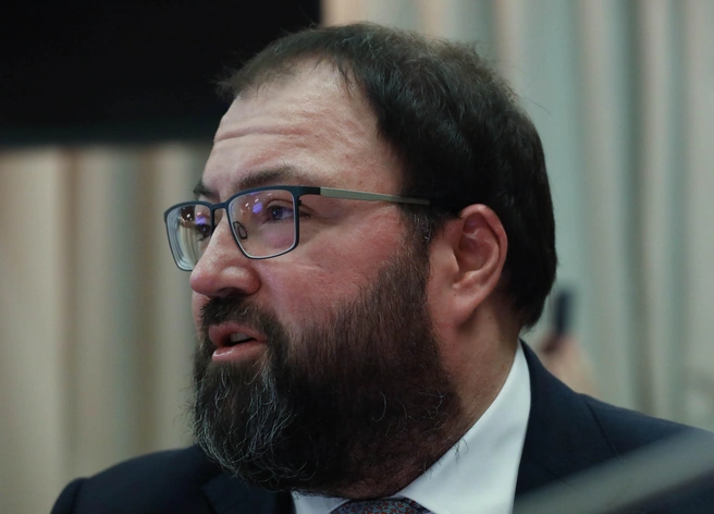 Глава Минцифры рассказал, где не будут ограничивать работу Telegram. Пока что | Источник: duma.gov.ru