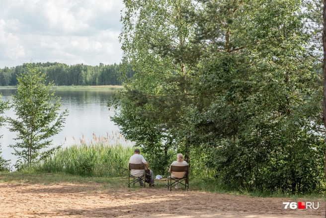 Либо можно взять с собой раскладные стулья | Источник: Александр Куренной / 76.RU