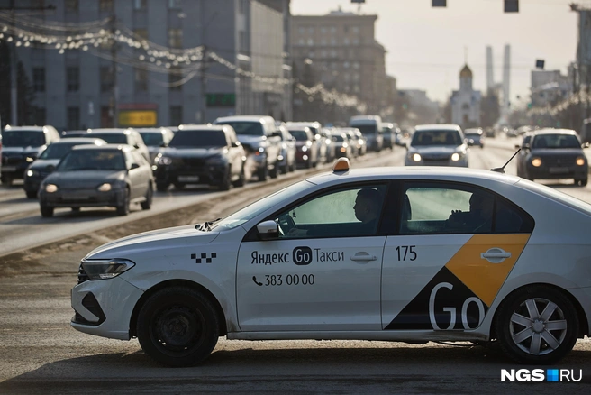 Закон приняли для того, чтобы поддержать российский автопром | Источник: Александр Ощепков / NGS.RU