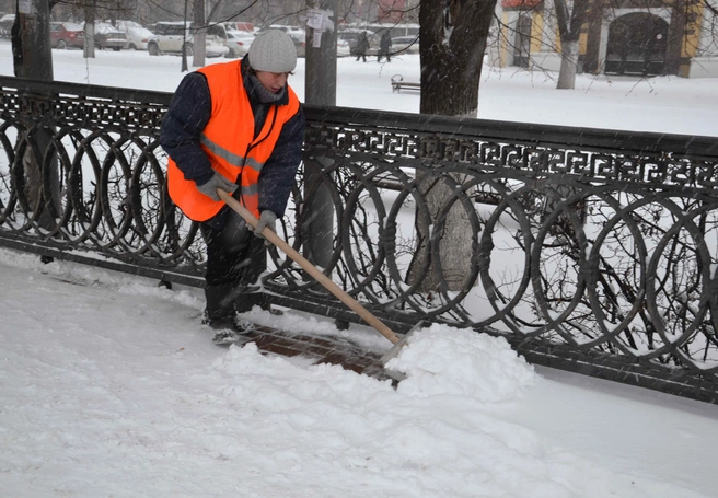 На очистку Рязани от снега направлено более 5,5 млн | ya62.ru