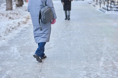 За неделю гололеда в Воронежской области пострадали 2027 человек