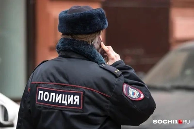 Учебные заведения Сочи эвакуируют после угроз минирования