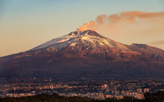 К нам не подходи: 5 самых вредных вулканов в человеческой истории