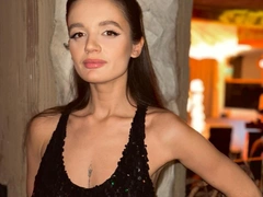 Неужели Оземпик? Дочь Славы резко похудела на 15 кг — фото впечатляют