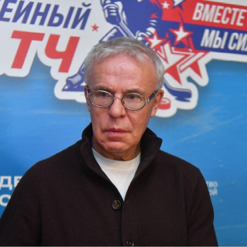 <p>Вячеслав Фетисов</p>